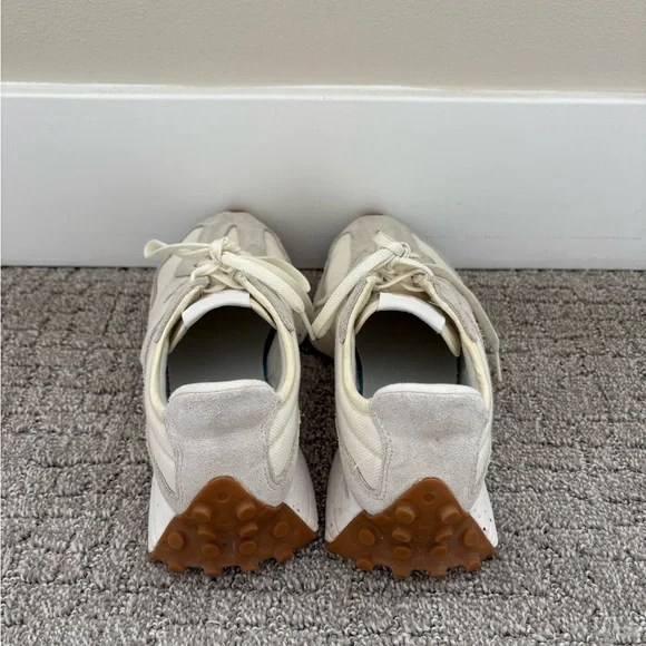New Balance 327 Sneakers - Picture 3 of 6